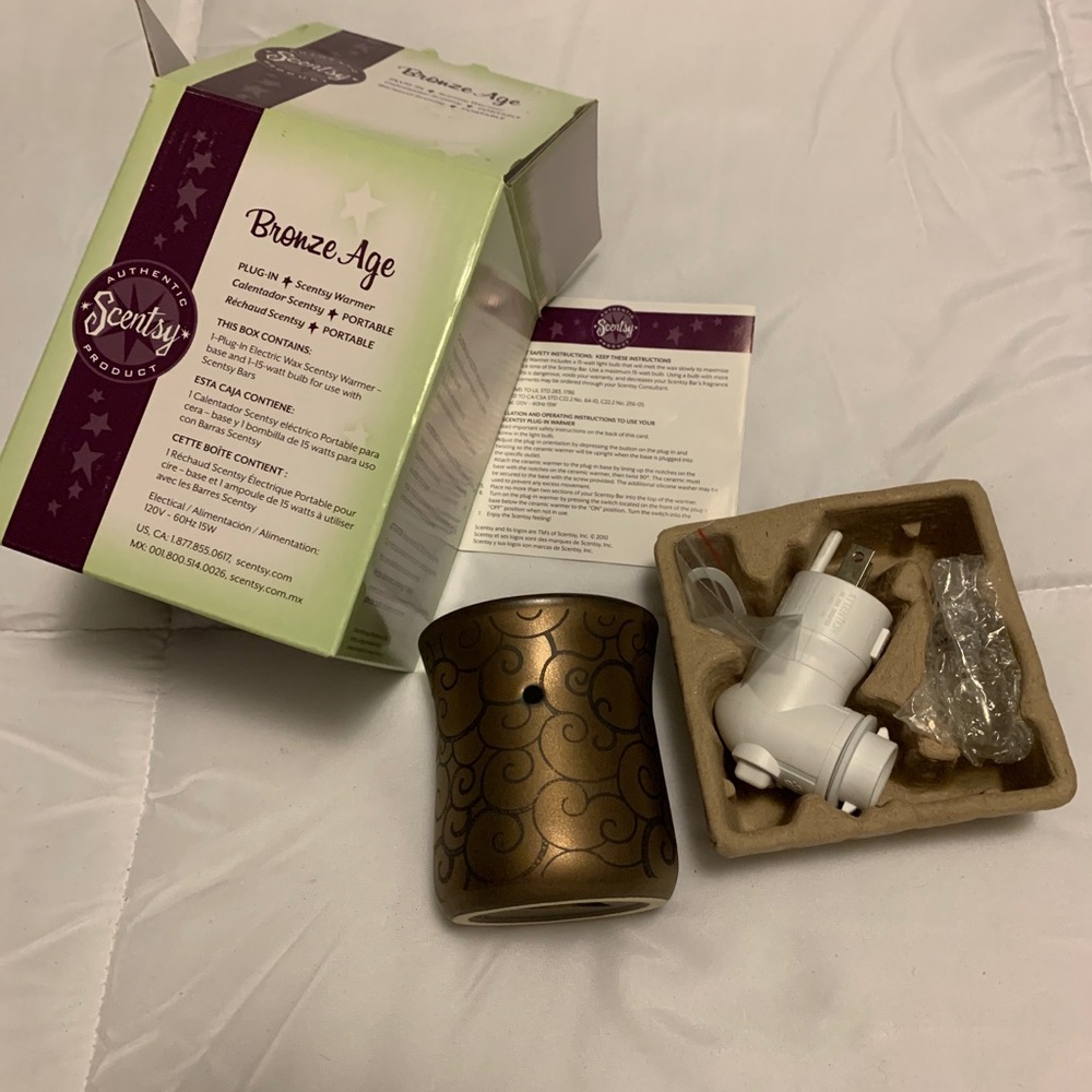 Scentsy Bronze Age Plug In Warmer
